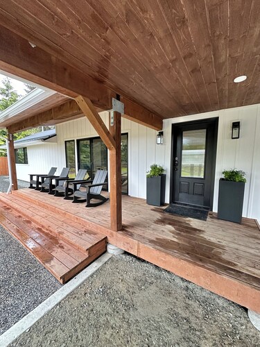 The Sapling -  hot tub, outdoor fireplace & grill close to airport, shopping