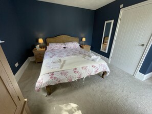 2 間睡房、熨斗/熨衫板、可攜式嬰兒床、Wi-Fi