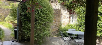 Little Crugsillick -  a barn conversion that sleeps 4 guests  in 2 bedrooms