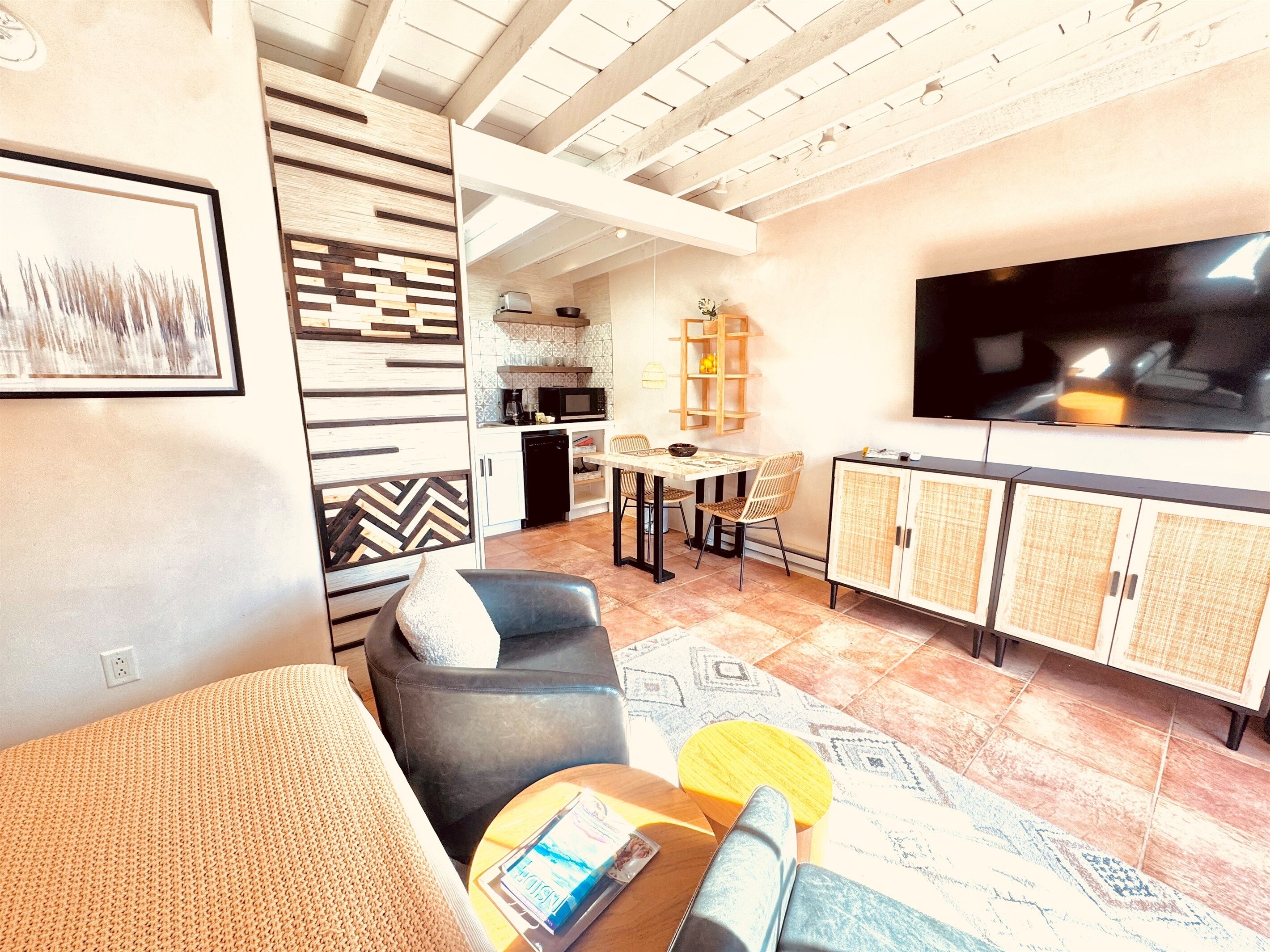 Smart TV, books