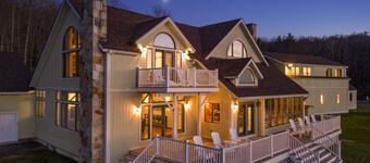 Private Indoor Heated Pool + Hot Tub + Fire Pit + Pond, on 35 Acres - sleeps 20