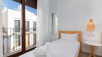 2 chambres, fer et planche Ă repasser, Wi-Fi gratuit, draps fournis