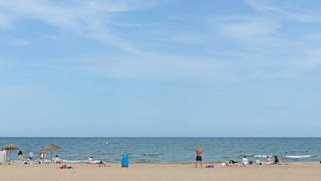 Una playa cerca