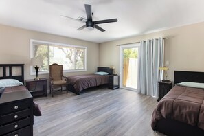 4 bedrooms, desk, iron/ironing board, travel cot