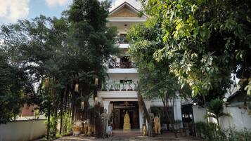 Majoituspaikan sisäänkäynti