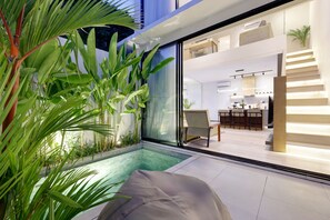 Outdoor pool - The Oasis Smart Villa (Canggu)