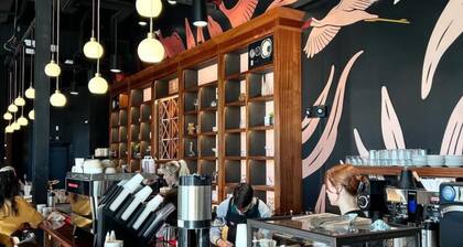 Downtown Wilmington Retreat in Soda Pop District! Pet Friendly.