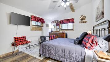 2 bedrooms, desk, iron/ironing board, WiFi