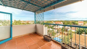 House, Private Pool, Pool View | Terrace/patio - Hoi An Lazy Bear Hostel (Da Nang)