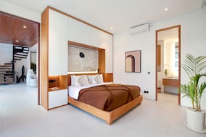 Villa | Ropa de cama de alta calidad y caja de seguridad en la habitación 