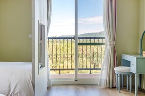 Free WiFi, bed sheets - Wilderness 1138 Huelien B&B (Shoufeng)