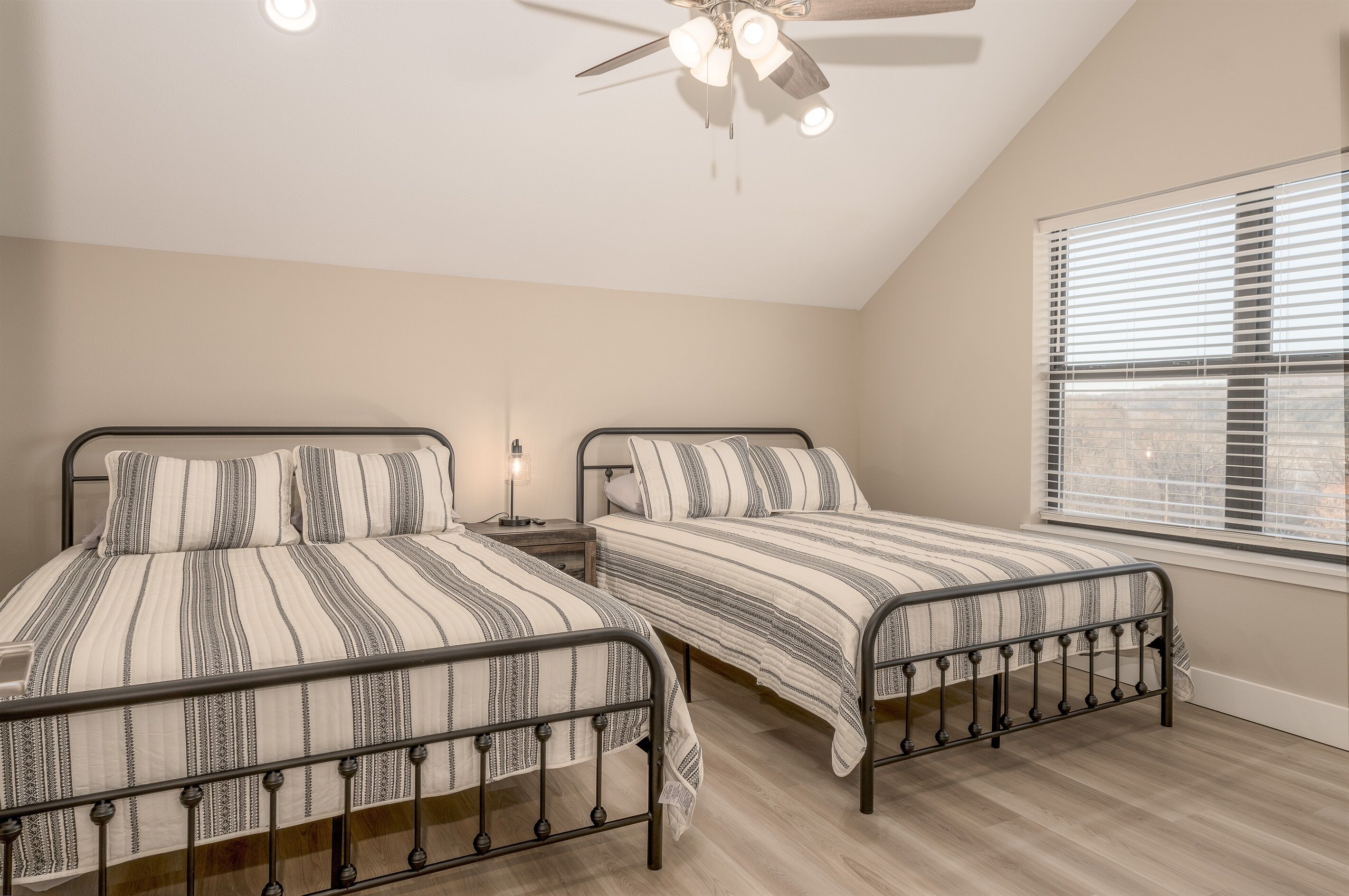 6 bedrooms, iron/ironing board, travel cot, WiFi