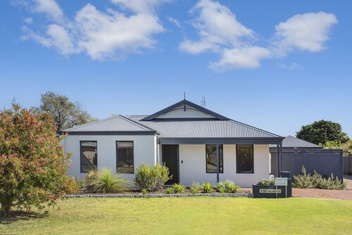 OCEAN DAZE - Unwind Close to the Beach & Jetty