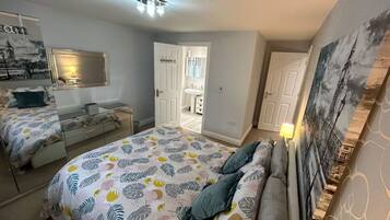 3 chambres, bureau, fer et planche Ă repasser, Wi-Fi