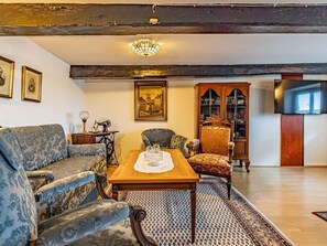 Fernseher, Stereoanlage