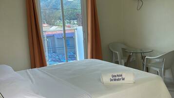 Chambre Simple Deluxe | Wi-Fi gratuit, draps fournis