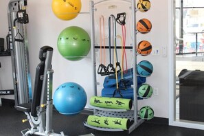 Fitness facility - Campustown Flat near Jack Trice with Firepit (Ames)