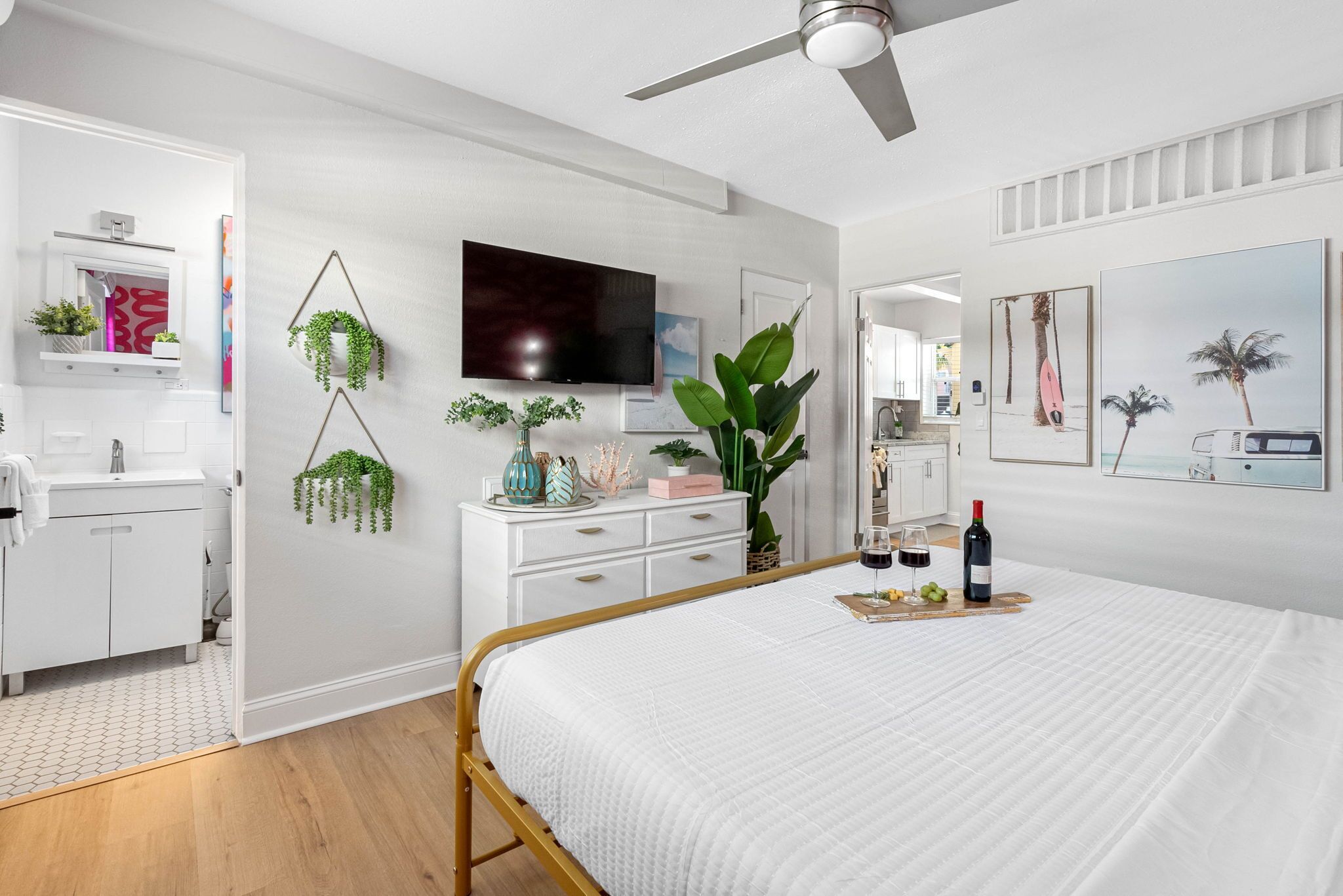 1 bedroom, iron/ironing board, travel cot, free WiFi