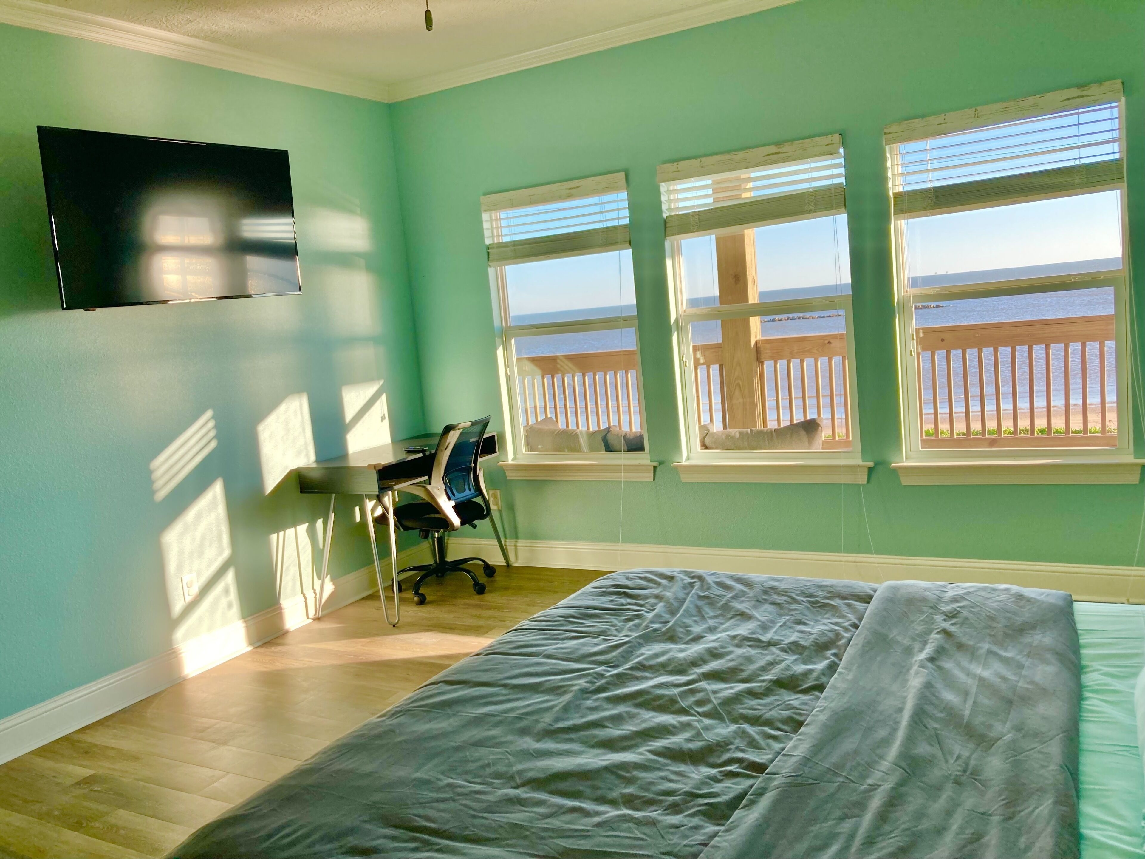 3 habitaciones, tabla de planchar con plancha, cuna de viaje y wifi 