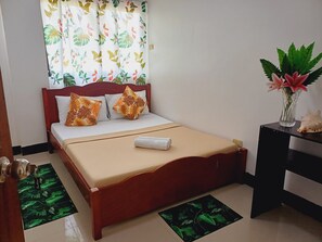 Basic Double Room | Desk, free WiFi