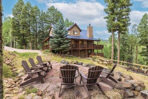 Terrace/patio - Moonlight Pines by Velo (Angel Fire)