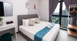 Family Suite | Desk, iron/ironing board, free WiFi - Neu Suites 3rdNvenue by Perfect Host (Kuala Lumpur)
