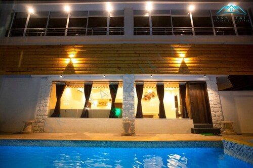 Sky Lagoon Villa 5 BHK