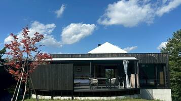 Sweet Villa, Non Smoking | Premium bedding, down duvets, free minibar, in-room safe