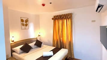 Deluxe-Doppel- oder -Zweibettzimmer | Kostenloses WLAN, Bettwäsche