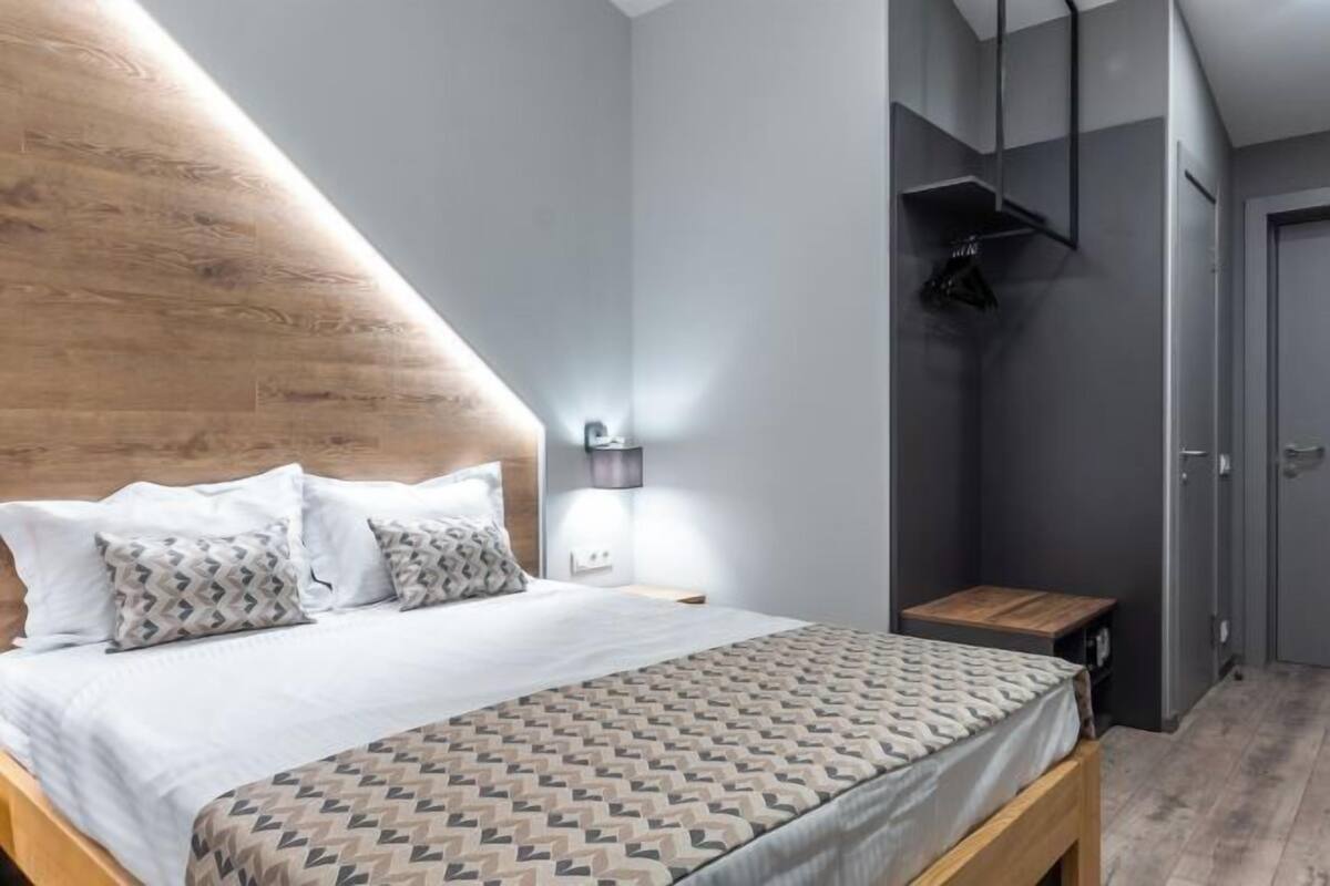 1 bedroom, premium bedding, in-room safe, blackout drapes