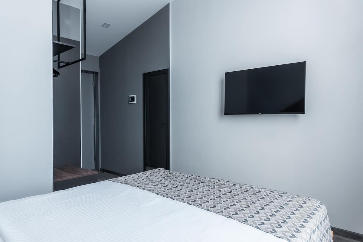 1 bedroom, premium bedding, in-room safe, blackout curtains