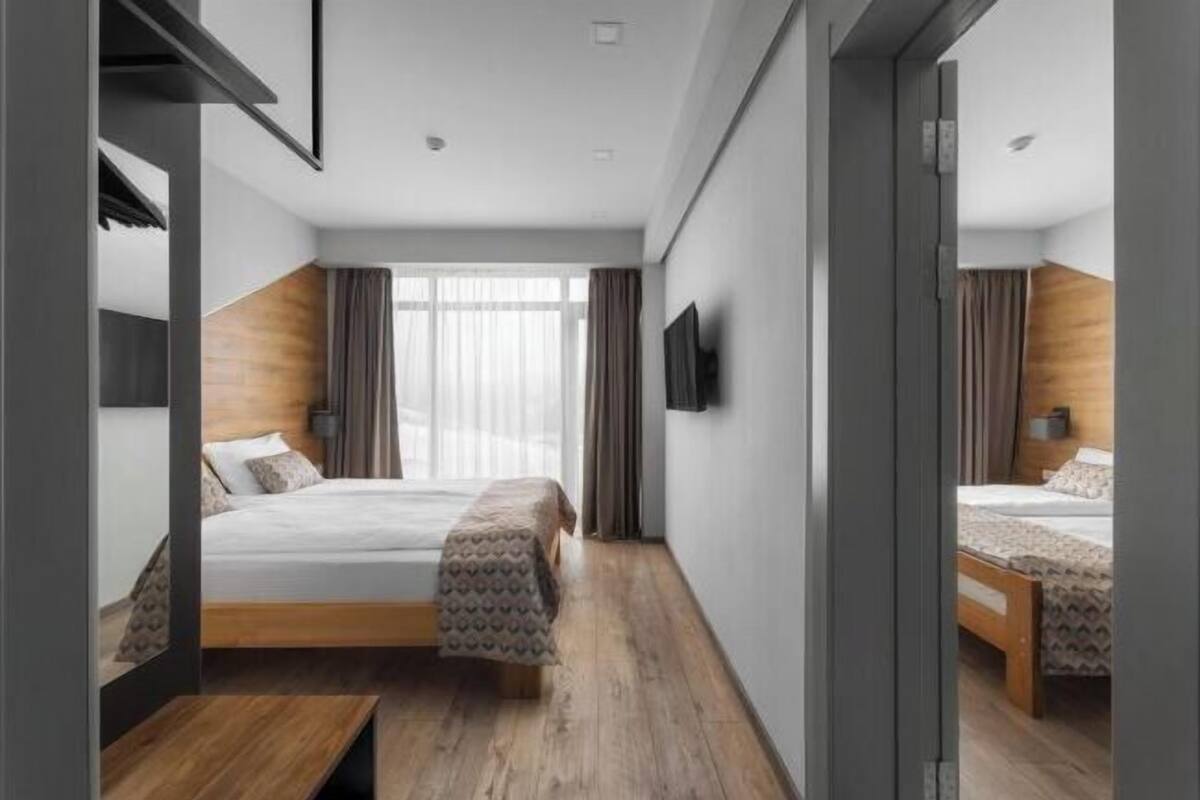 1 bedroom, premium bedding, in-room safe, blackout drapes