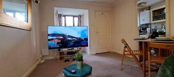 Lovely 1-bed House in Milton Keynes