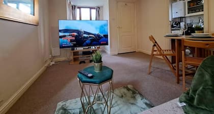 Lovely 1-bed House in Milton Keynes