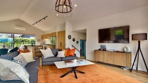Smart TV, offices