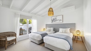 4 habitaciones, tabla de planchar con plancha y wifi gratis