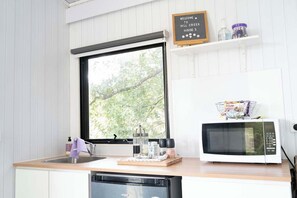 Fridge, microwave, stovetop, electric kettle