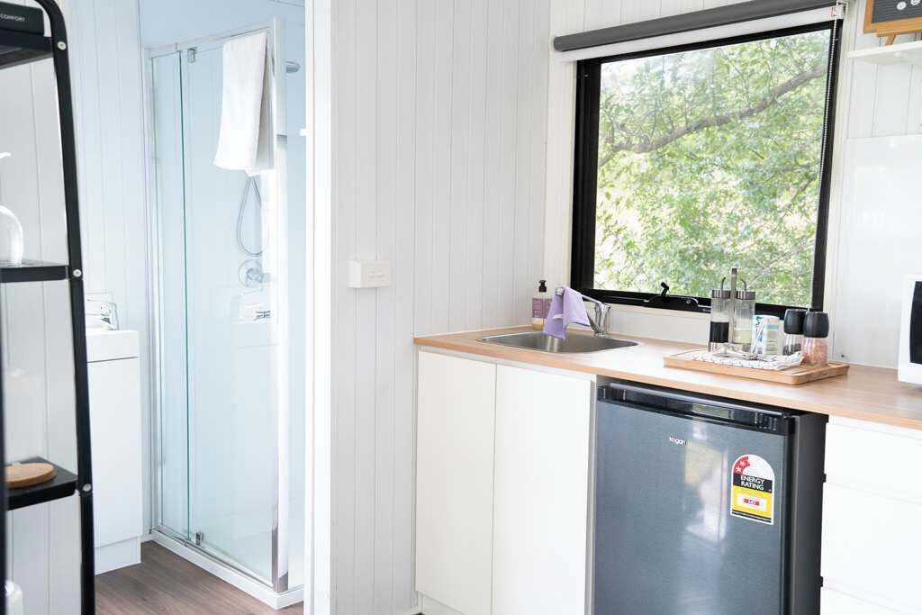 Fridge, microwave, stovetop, toaster