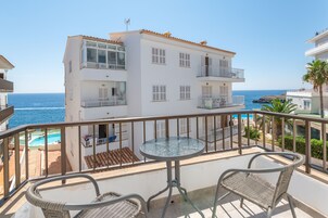 Superior Studio, 2 Twin Beds, Kitchenette, Partial Sea View | Balcony view