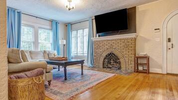 Smart TV, fireplace, offices