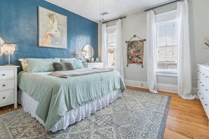 4 soveværelser, skrivebord, strygejern/strygebræt, gratis Wi-Fi