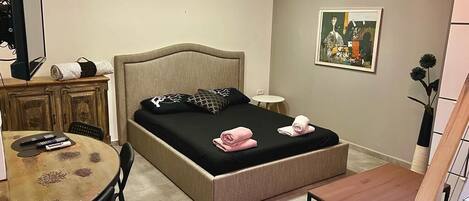 1 sovrum, gratis wi-fi och sÀngklÀder