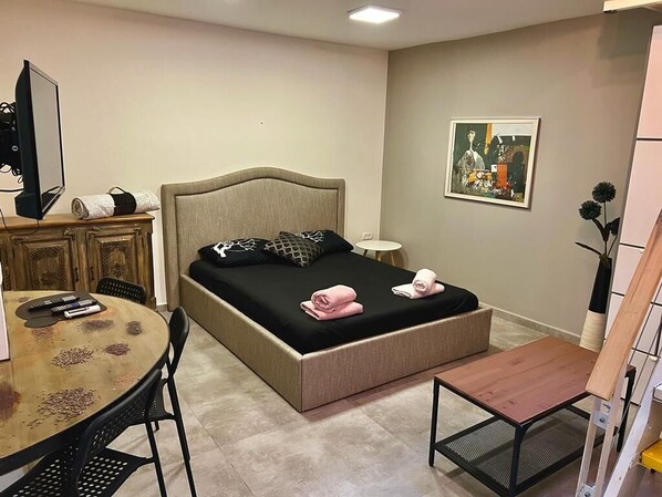 1 kamar tidur, Wi-Fi gratis, dan seprai linen