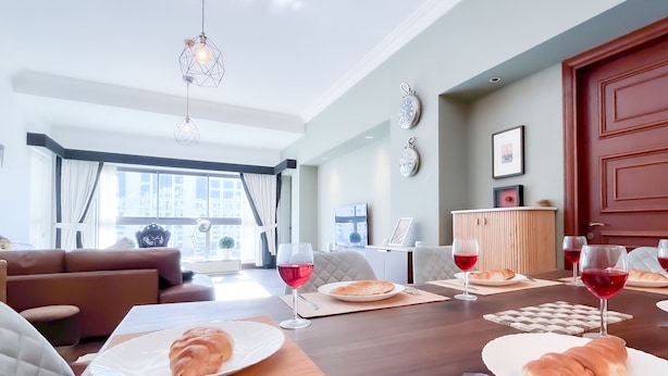 Unclassified image, 1 of 45, button - Luxury 2bedroom in Palm Jumeirah (Dubai)