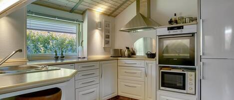 Réfrigérateur, micro-ondes, lave-vaisselle