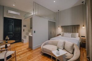 1 dormitorio, tabla de planchar con plancha, wifi gratis y ropa de cama