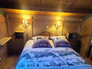 1 chambre, lit de bébé portatif, Wi-Fi, literie fournie