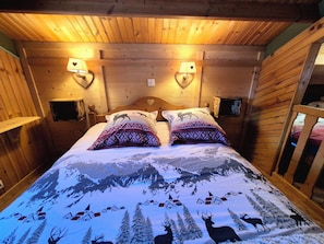1 Schlafzimmer, Reisekinderbett, WLAN, Bettwäsche