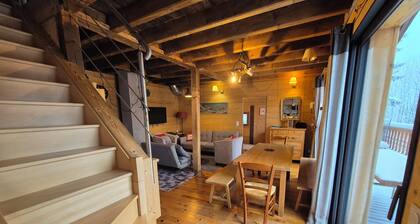 Chalet au Revard , au calme 12 pers.***