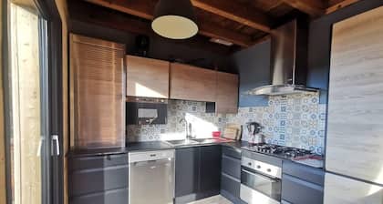 Chalet au Revard , au calme 12 pers.***